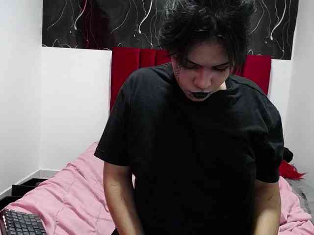 Charlotte-Lia Charlotte-Lia