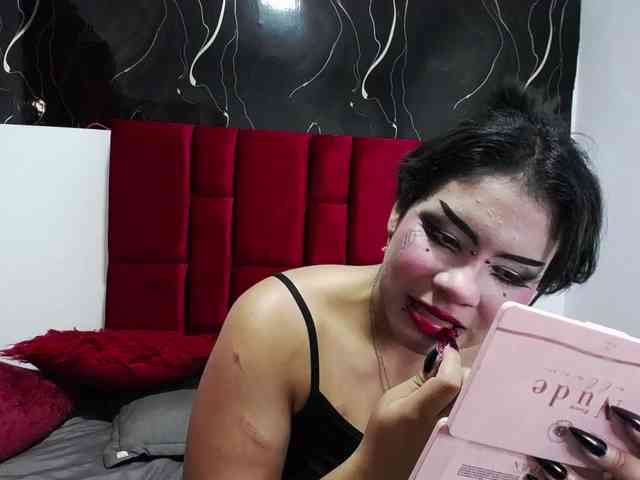 Charlotte-Lia webcam