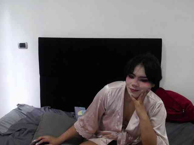 Charlotte-Lia Charlotte-Lia