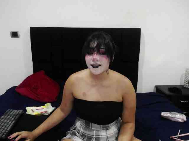 Charlotte-Lia Charlotte-Lia