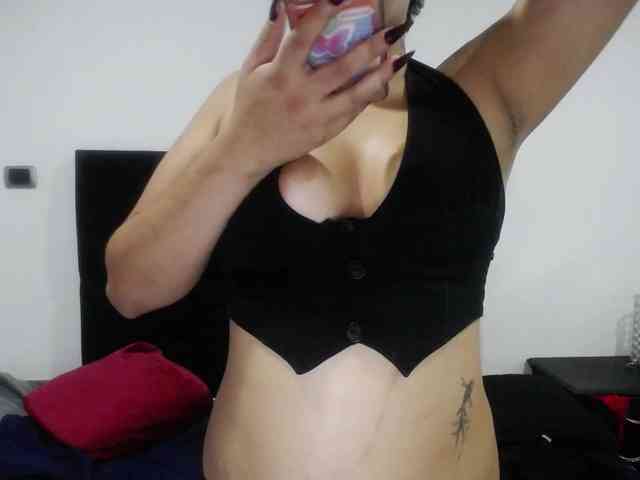 Charlotte-Lia Charlotte-Lia