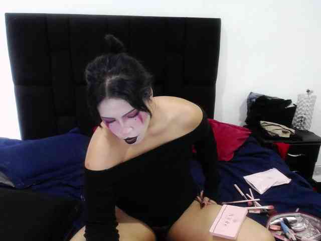 Charlotte-Lia Charlotte-Lia