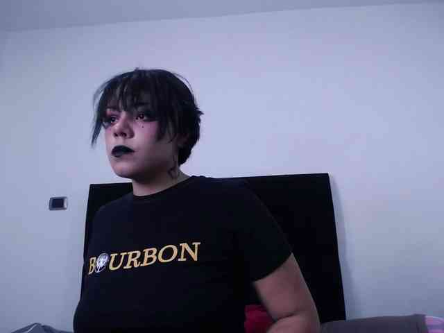 Charlotte-Lia webcam