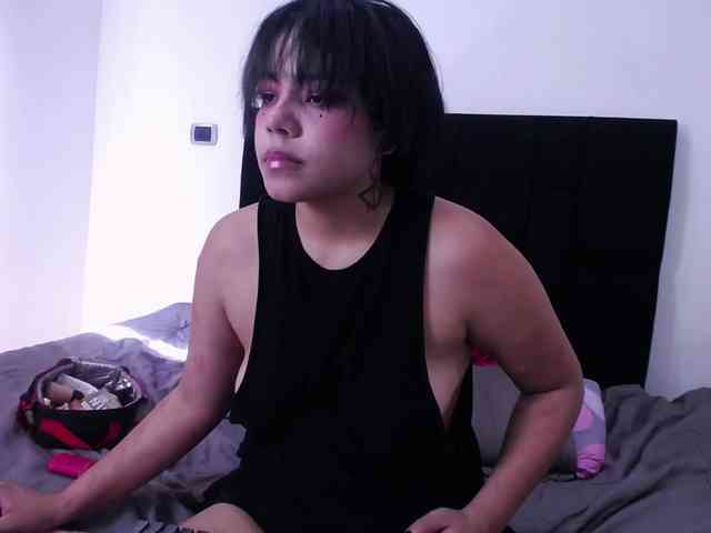 Charlotte-Lia Charlotte-Lia