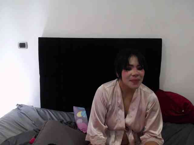 Charlotte-Lia Charlotte-Lia