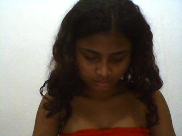 Carennehot2 from BongaCams