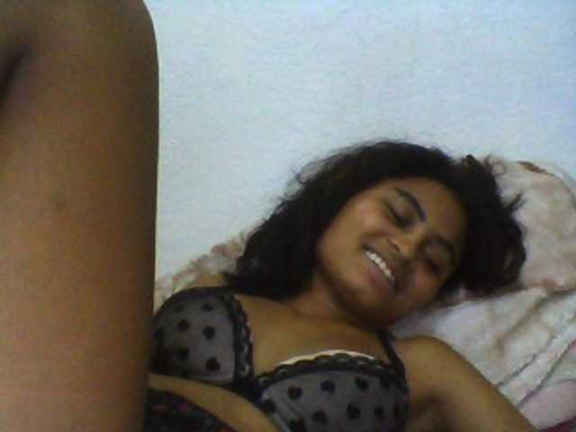 Profile and Statistics for Carennehot2 on BongaCams