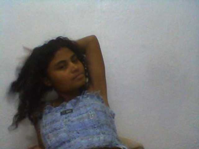 Carennehot2 Live Cam and Statistics on UnifiedCams