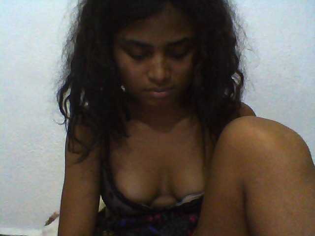 Carennehot2's Thumb Image