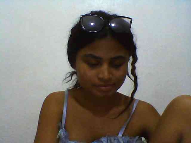 Carennehot2 Carennehot2