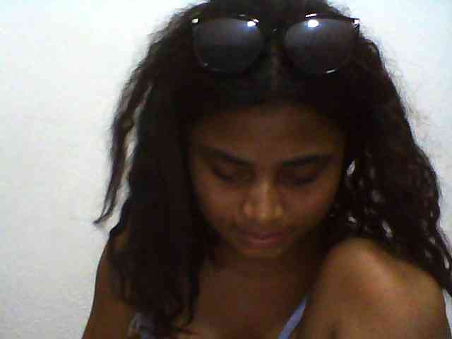 Carennehot2 Carennehot2