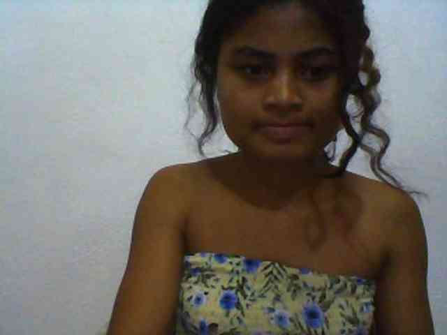 Carennehot2 Carennehot2