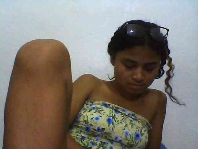 Carennehot2 Carennehot2