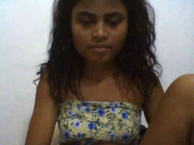 Carennehot2 Carennehot2