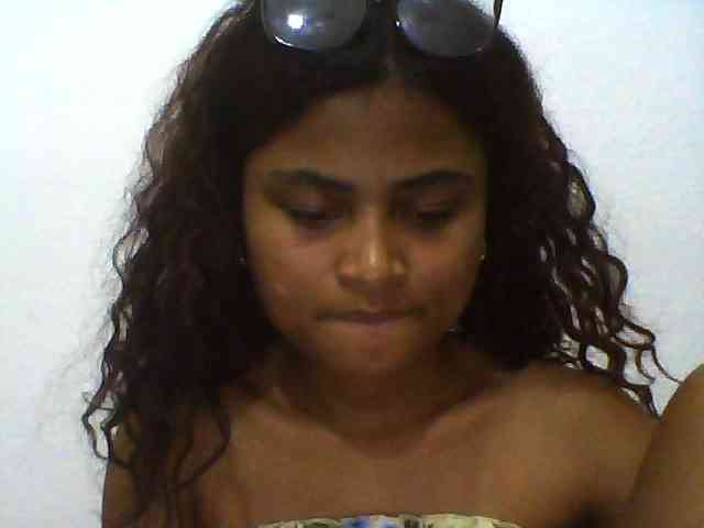 Carennehot2 Carennehot2