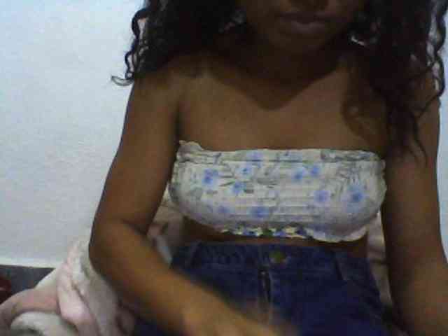 Carennehot2 Carennehot2