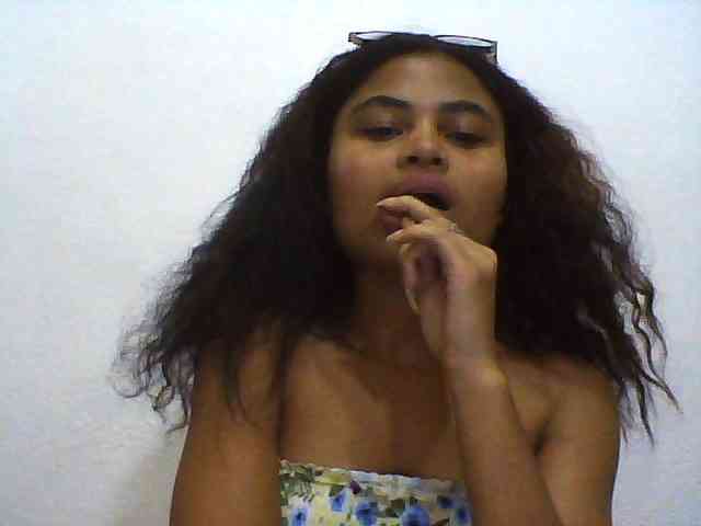 Carennehot2 Carennehot2