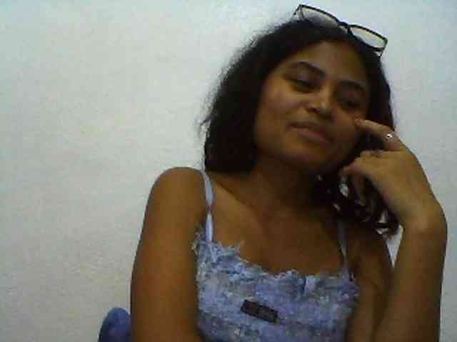 Carennehot2 Carennehot2