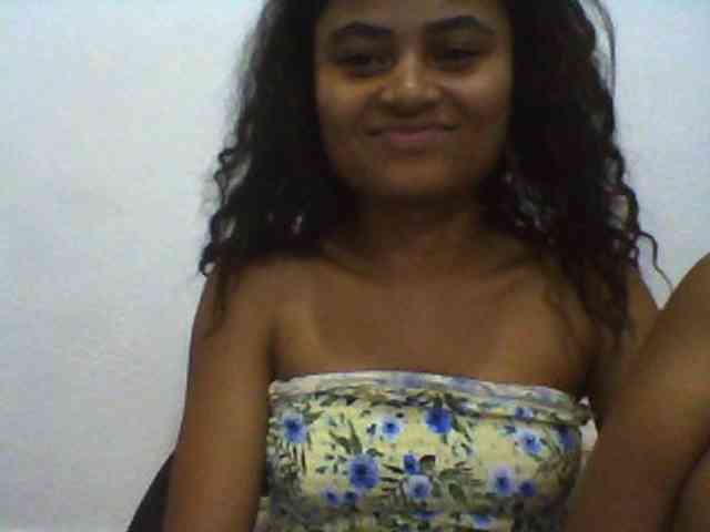 Carennehot2 Carennehot2