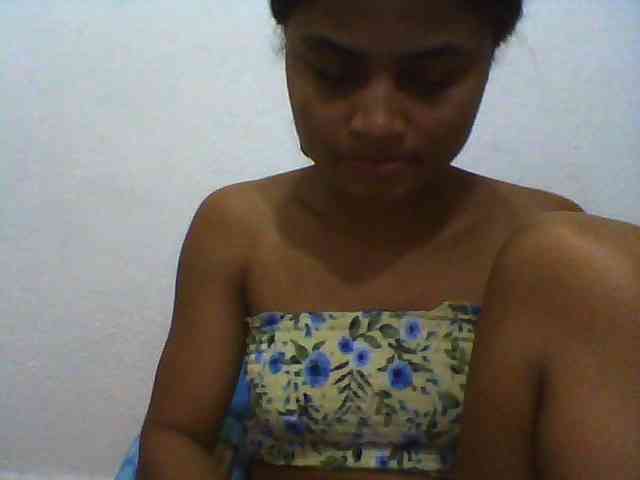 Carennehot2 Carennehot2