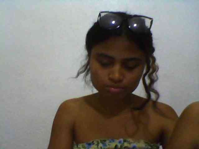 Carennehot2 Carennehot2