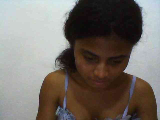 Carennehot2 Carennehot2