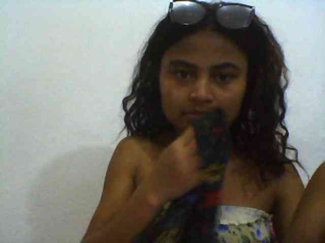 Carennehot2 Carennehot2