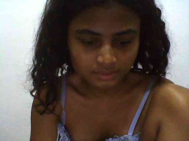 Carennehot2 Carennehot2