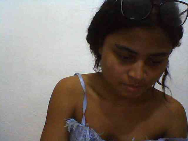 Carennehot2 Carennehot2