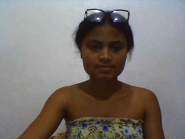 Carennehot2 Carennehot2