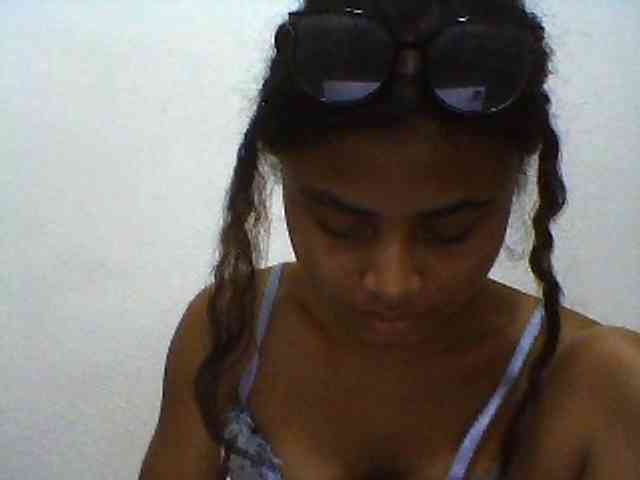 Carennehot2 Carennehot2