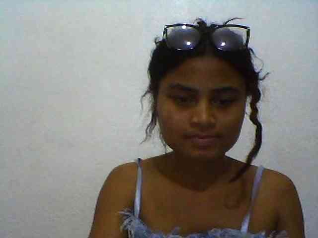 Carennehot2 Carennehot2