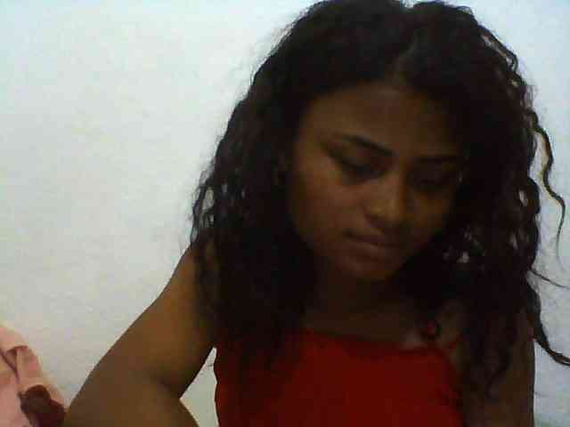 Carennehot2 Live Webcam on BongaCams