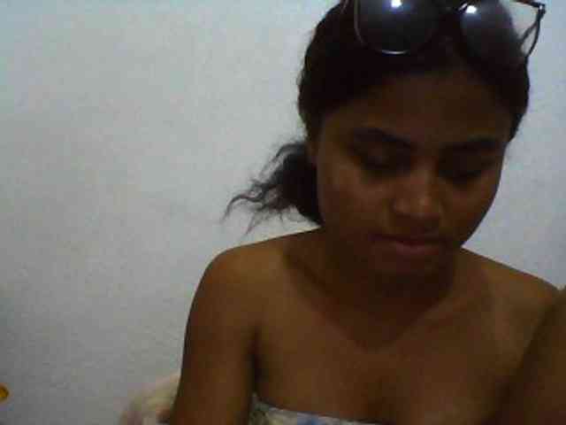 Carennehot2 Carennehot2