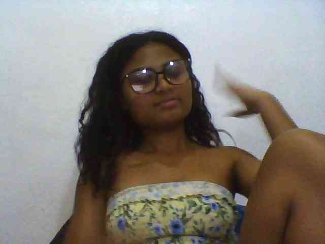 Carennehot2 Carennehot2