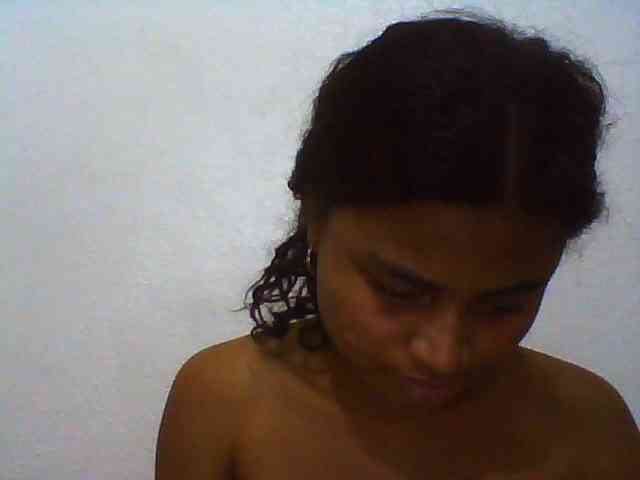 Carennehot2 Live Webcam on BongaCams