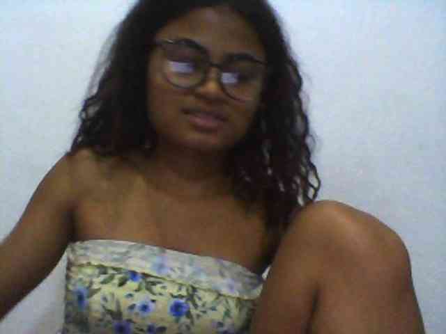 Carennehot2 Carennehot2