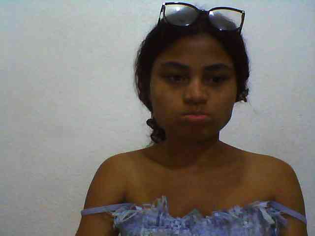 Carennehot2 Carennehot2