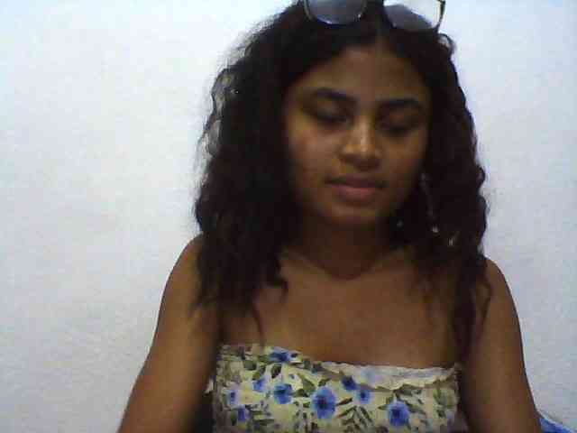 Carennehot2 Carennehot2