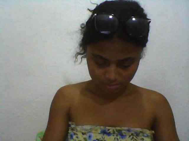 Carennehot2 Carennehot2