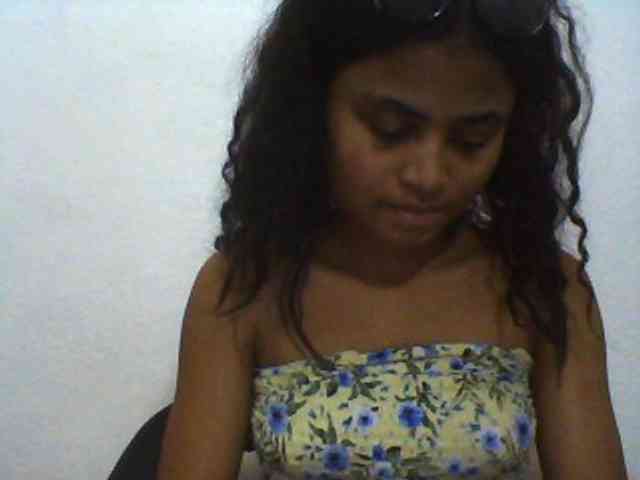 Carennehot2 Carennehot2