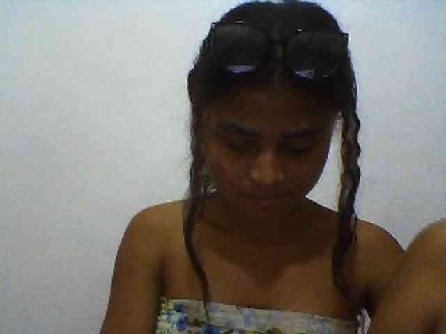 Carennehot2 Carennehot2