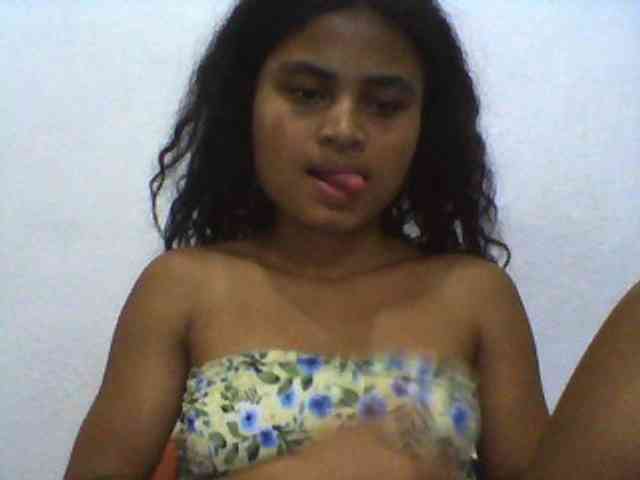 Carennehot2 Carennehot2