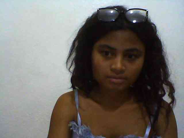 Carennehot2 Carennehot2