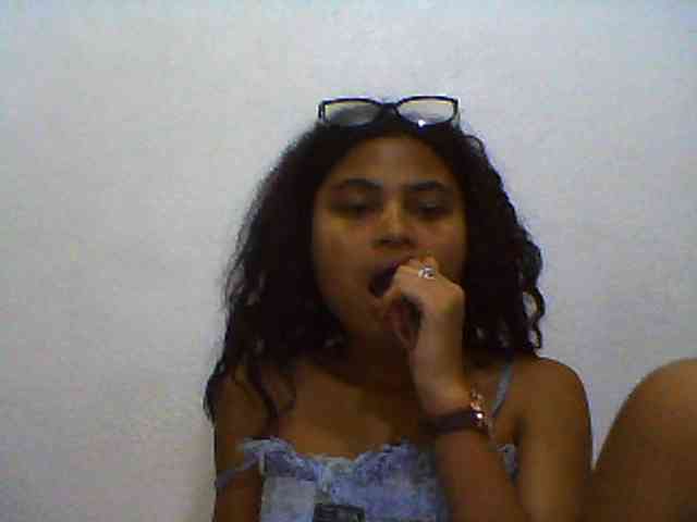 Carennehot2 Carennehot2