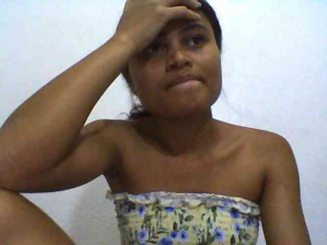 Carennehot2 Carennehot2