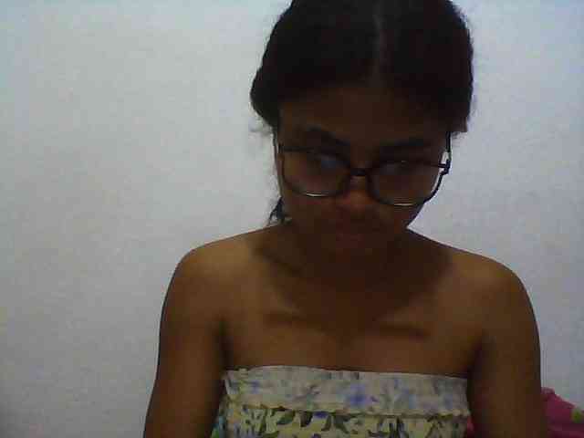 Carennehot2 Carennehot2