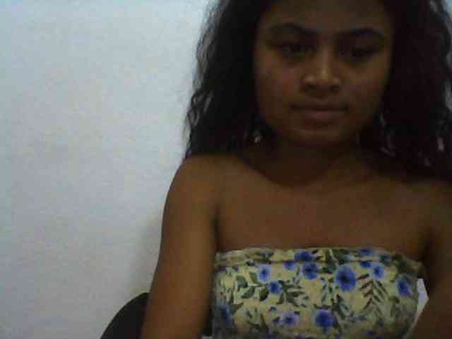 Carennehot2 Carennehot2