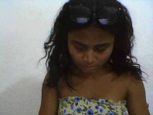 Carennehot2 Carennehot2