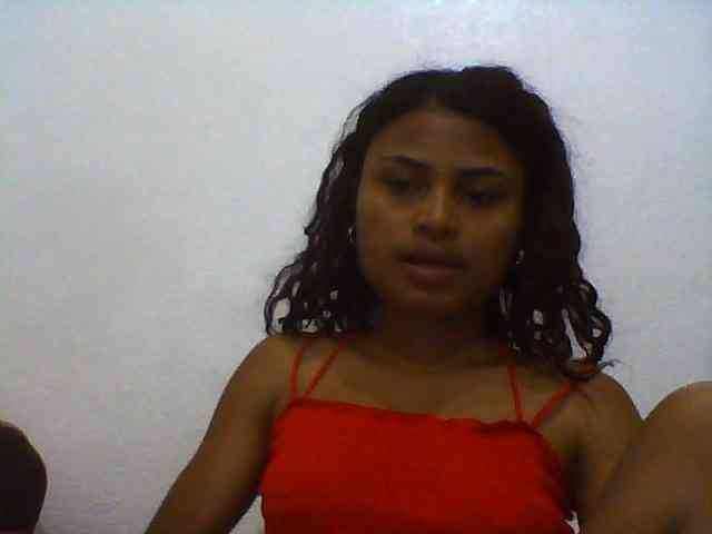 Carennehot2 Live Webcam on BongaCams